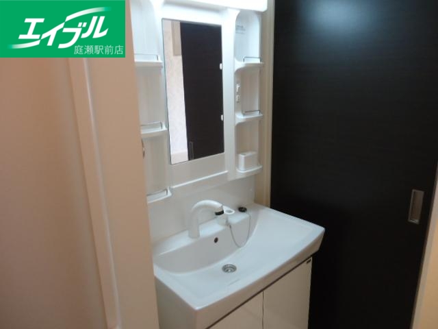 洗面設備　洗髪洗面化粧台