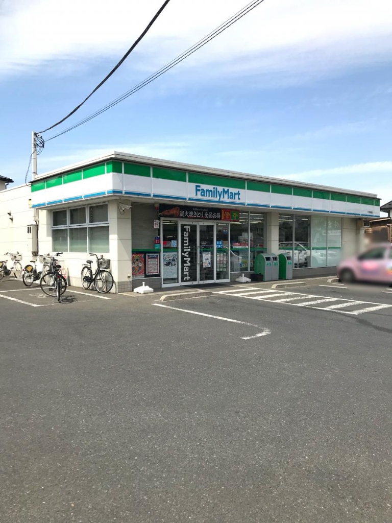 コンビニ　ファミリーマート 大宮御蔵店（コンビニ）まで492m