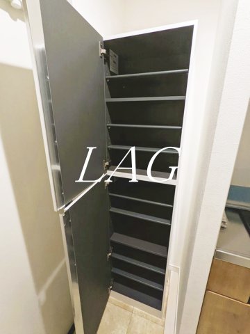 玄関　玄関です。
