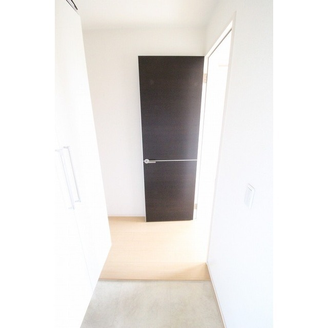 玄関　別の部屋の写真です
