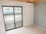 居室・リビング　窓も大きく明るいお部屋です