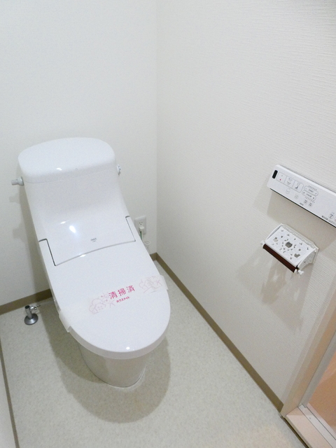 トイレ　★トイレは洗浄便座です★