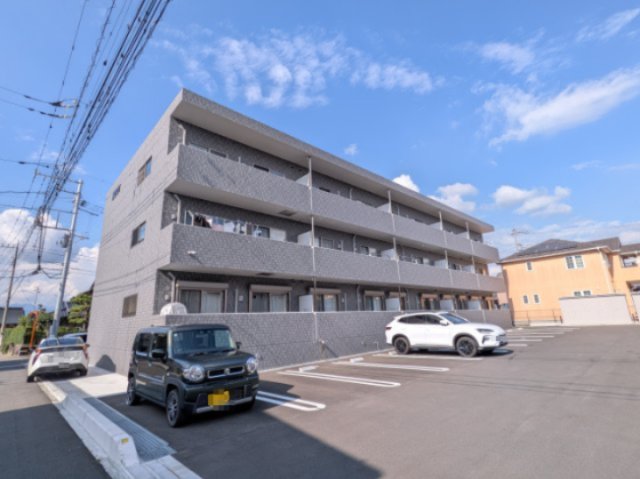 Lusora Osatoの外観写真