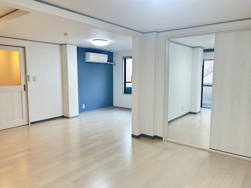 大塚戸建の居間写真