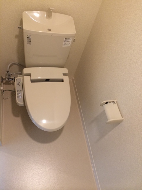 ＪＲ函館本線 発寒中央駅 徒歩9分 2階建 築13年のトイレ写真