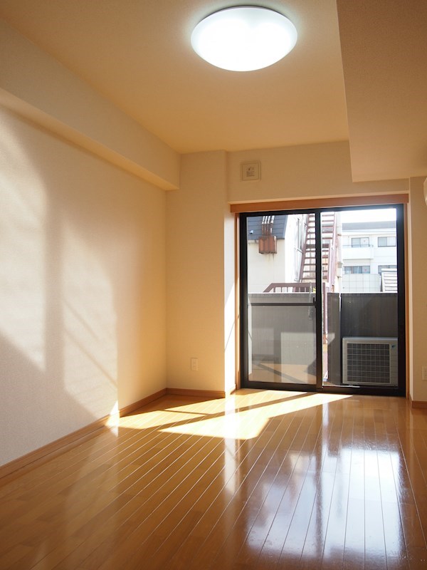 ルーブル多摩川参番館の居間写真