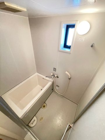 ＪＲ成田線 成田駅 徒歩18分 2階建 築32年の風呂写真