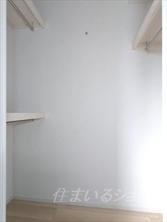 収納　ウォークインクローゼット