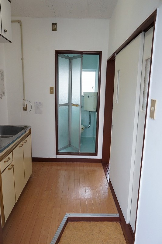 玄関　別部屋参考写真です