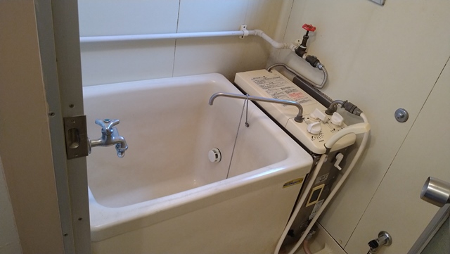 バス・シャワールーム　風呂