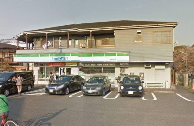 コンビニ　ファミリーマート練馬大泉町店（コンビニ）まで405m