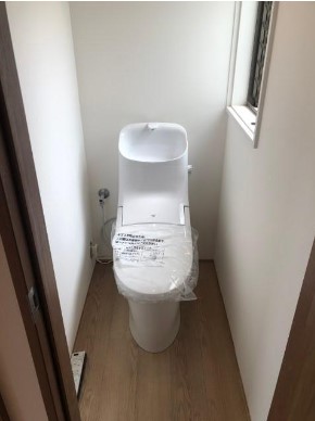 トイレ　トイレ