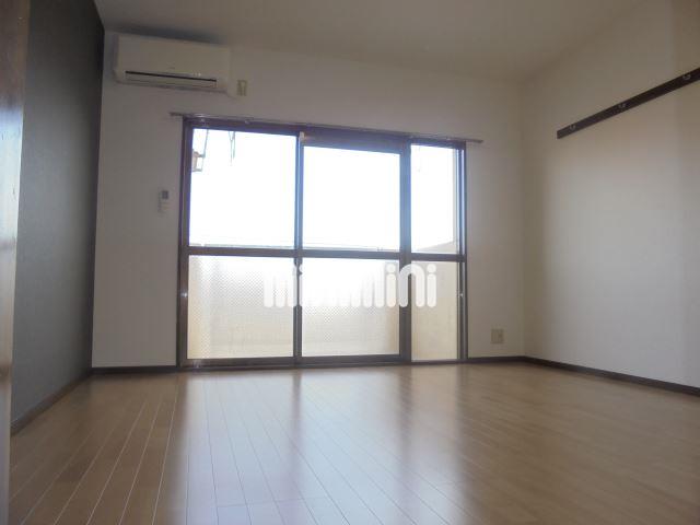 居室・リビング　洋間