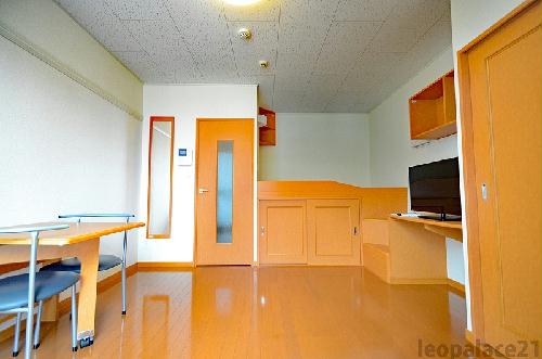 居室・リビング　1Ｆのお部屋はフローリングです。