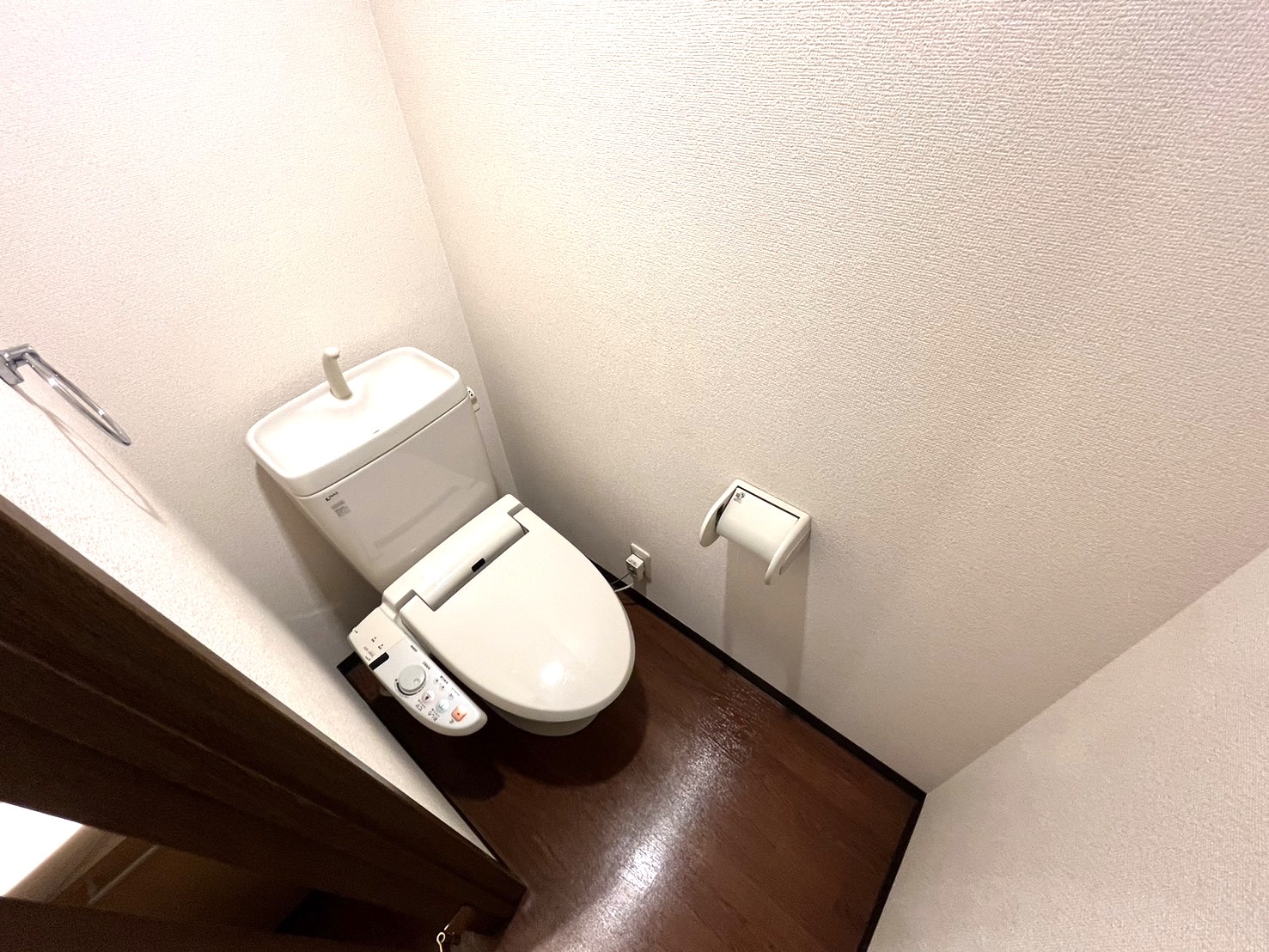 【レナードUのトイレ】