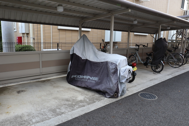 その他共有部分　自転車置場　　参考写真