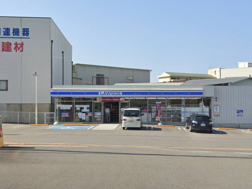 コンビニ　ローソン田辺上の山店（コンビニ）まで695m