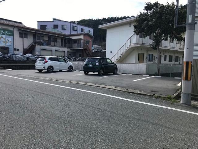 【宍粟市山崎町庄能のアパートの駐車場】