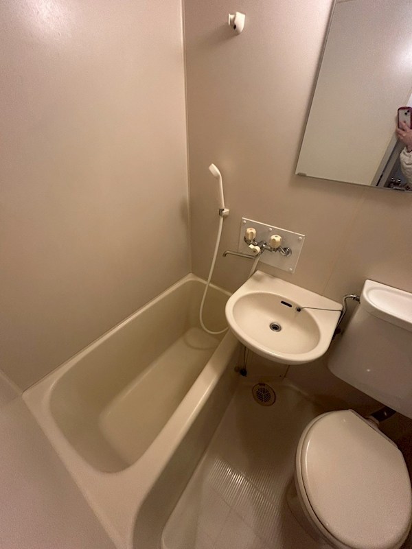 バス・シャワールーム　※別部屋参照