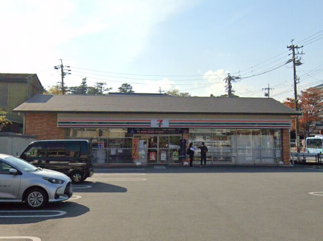 コンビニ　セブンイレブン 松阪殿町店（コンビニ）まで116m
