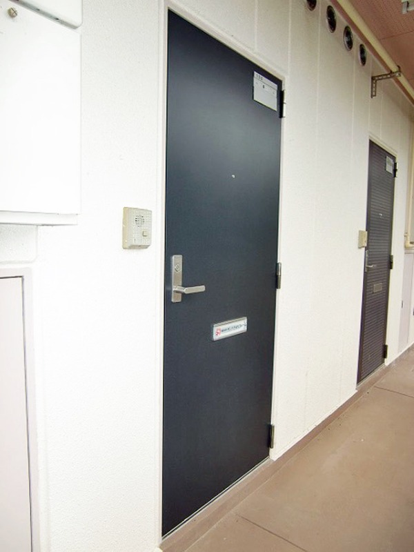 その他　玄関ドア