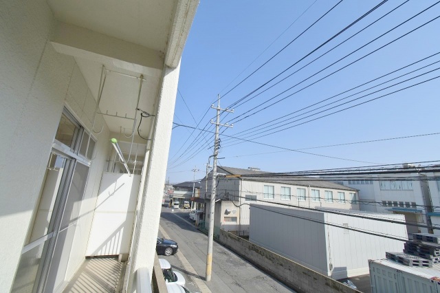 【岡山市南区泉田のマンションの眺望】