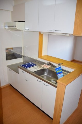 【名古屋市南区豊田のマンションのキッチン】