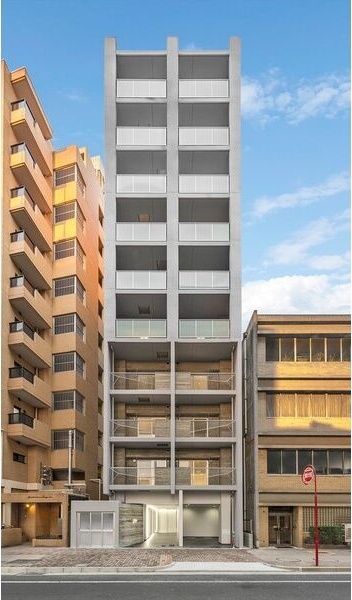 【名古屋市西区花の木のマンションの建物外観】