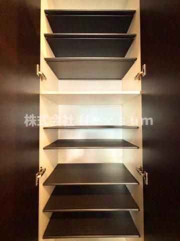 収納　大きなスペースがあり、収納には困りません