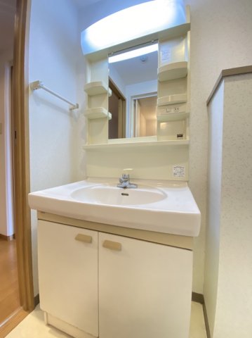洗面設備　※別部屋写真