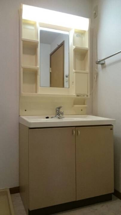 洗面設備　ドレッサー