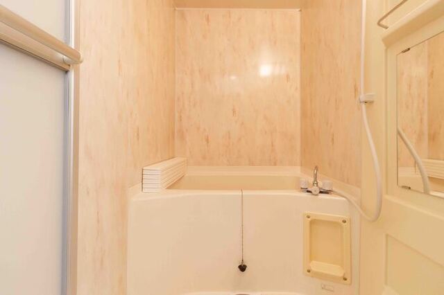 バス・シャワールーム　バス