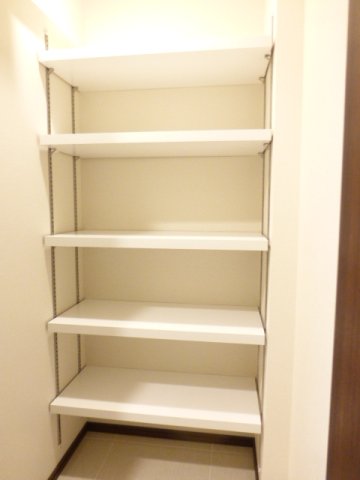 収納　シューズインクローゼット