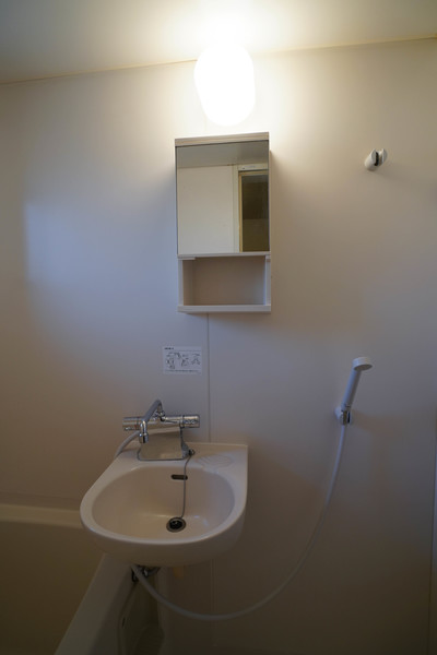 洗面設備　２階のお部屋です