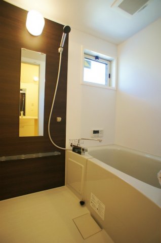 バス・シャワールーム　きれいなお風呂です