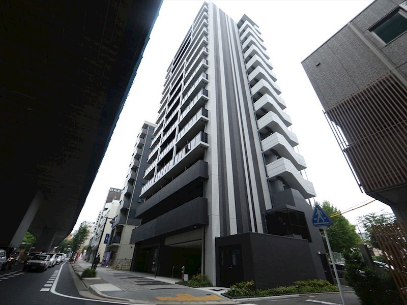 建物外観　外観　オートロック　宅配ＢＯＸ　防犯カメラ付