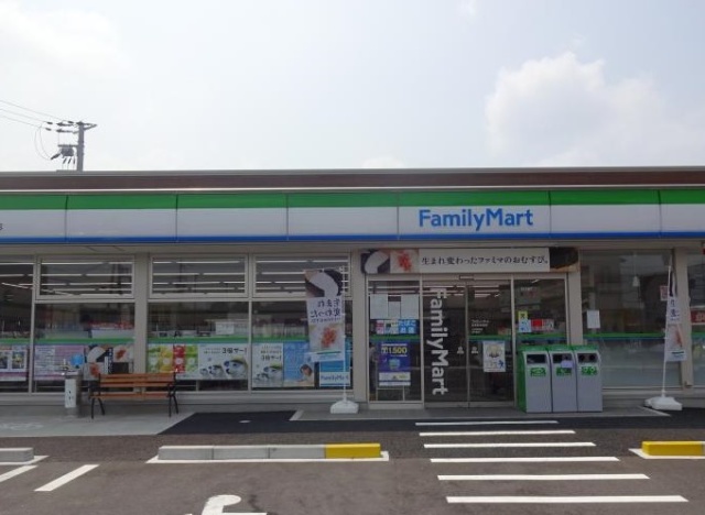 コンビニ　ファミリーマート　日野町松尾店（コンビニ）まで285m