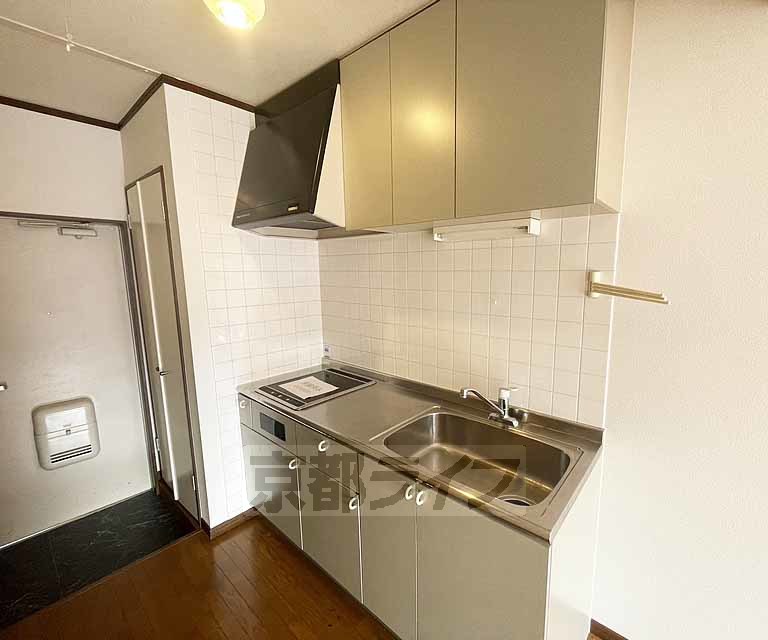 キッチン　ＩＨコンロ付きのキッチン