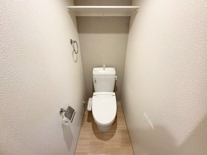 レジュールアッシュ梅田アクシアのトイレ写真