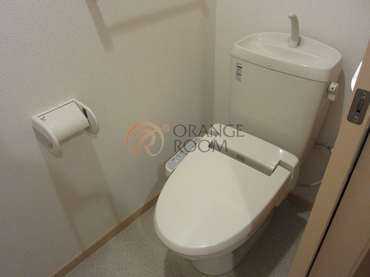 トイレ　アクシオン音羽