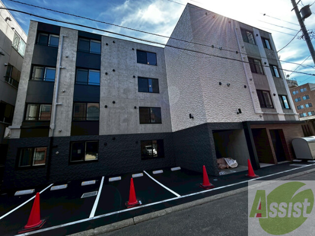 建物外観　札幌市北区北３８条西「ＣＬＡＲＩＣＥ麻生」