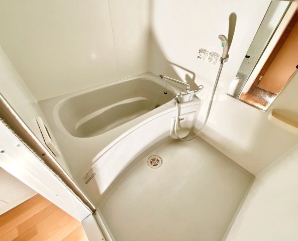 バス・シャワールーム　お風呂です
