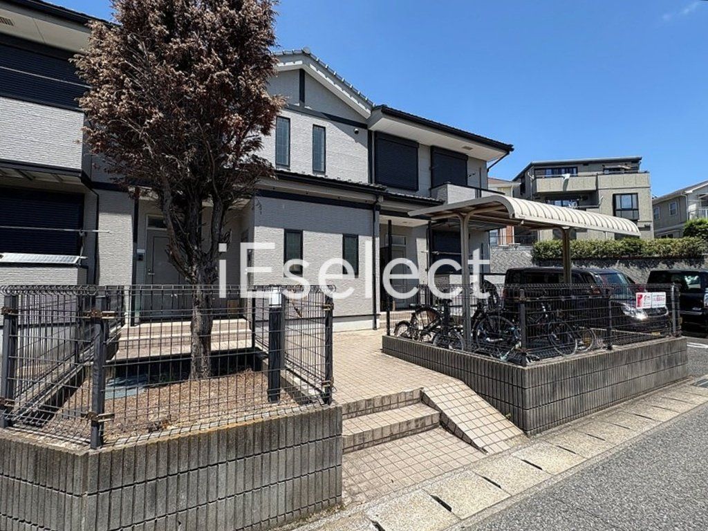 エントランス　お部屋へはこちらから