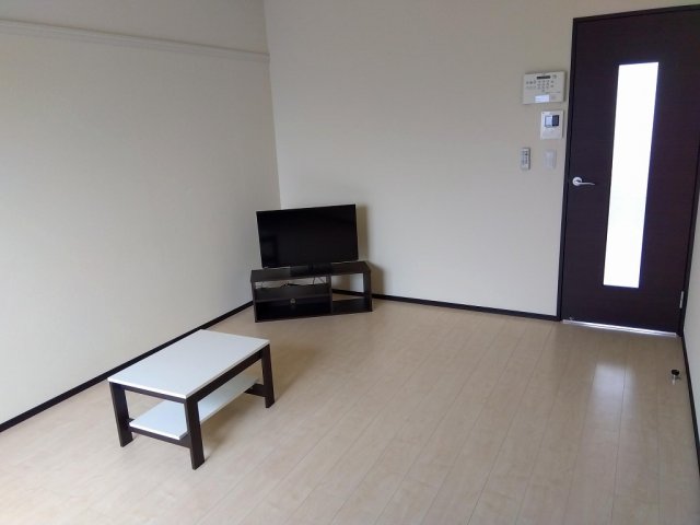 その他部屋・スペース　開放的な寝室です