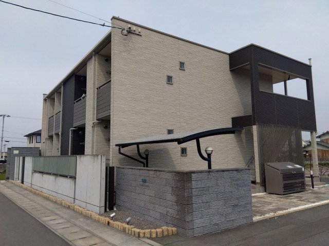 建物外観　落ち着いた雰囲気の外観です