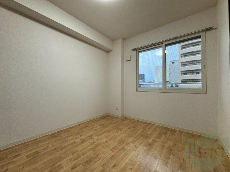 その他部屋・スペース　洋室の家具の配置を考えてみるのも楽しいですよ。