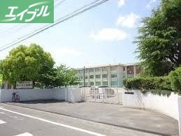 中学校　岡山市立吉備中学校（中学校）まで304m
