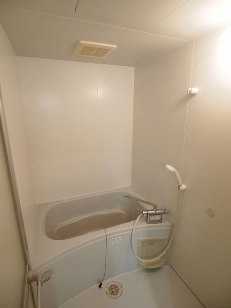 バス・シャワールーム　追い炊き付き