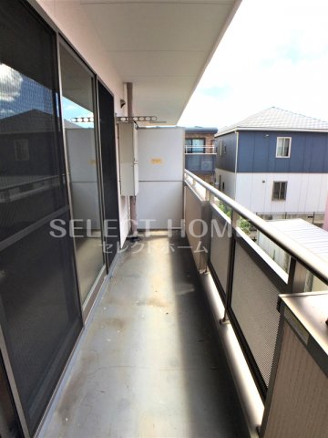 バルコニー　バルコニーがあります