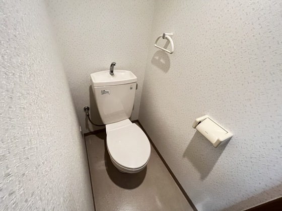 トイレ　※別部屋の写真です